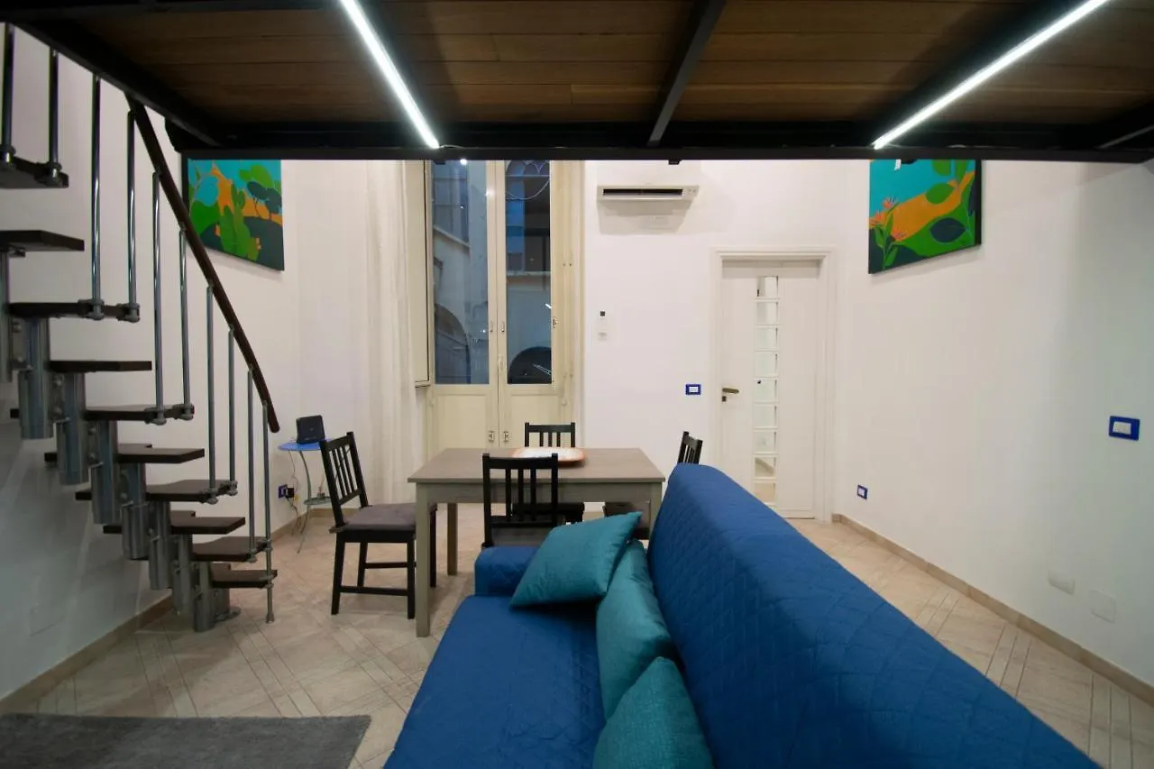Tom Apartments Naples 0*,